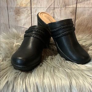 New black Ortholite shoes